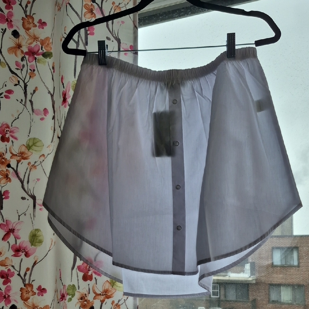 Blouse Fooler Extender in White or Black (C48) - Picture 4 of 10